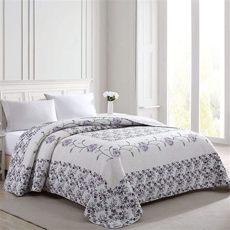 Beatrice Home Fashions Carnation Floral Embroidered Quilted Bedspread Lightweight All Seasons