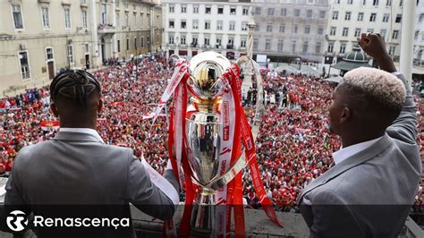 Benfica Festeja A Conquista Do T Tulo Na C Mara De Lisboa