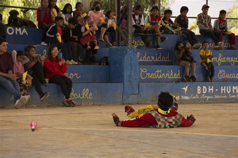 Clownlayedout Fundaci N Bolivia Digna