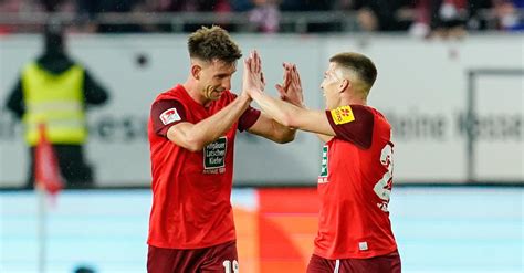 1 FC Kaiserslautern Holt Drei Punkte Gegen Magdeburg