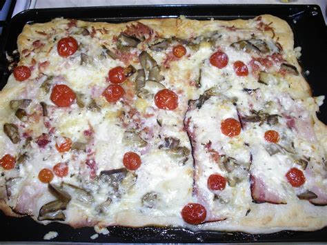 Pikantn Sal Mov Pizza Recept Toprecepty Cz