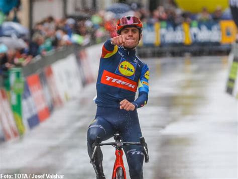 Tour De Los Alpes Juanpe L Pez Es L Der Tras Ganar La Tercera Etapa