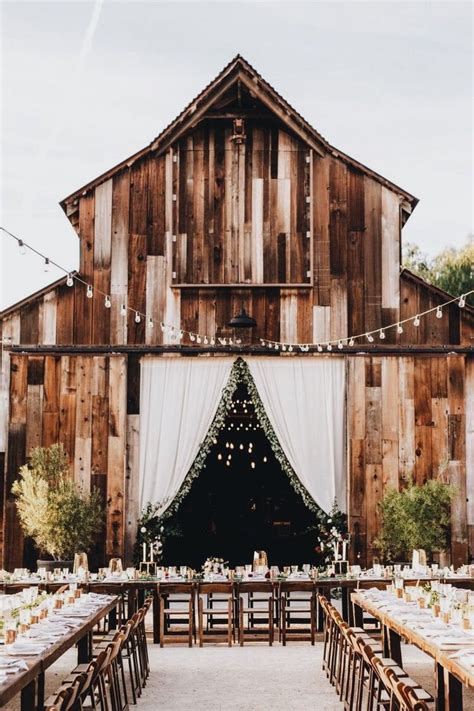 Barn Wedding Decorations Barn Wedding Venue Outdoor Wedding Venues