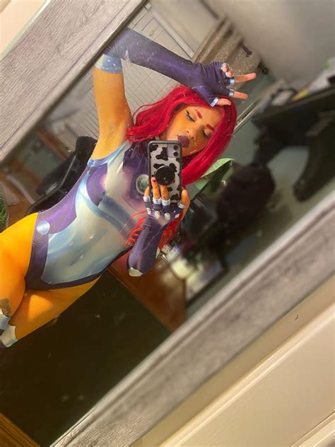 Starfire 🔥 Rcosplaygirls