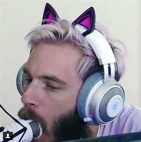 Pin By Zмвιємσℓ∂ッ On Pewdiepie Pewdiepie Youtubers Markiplier
