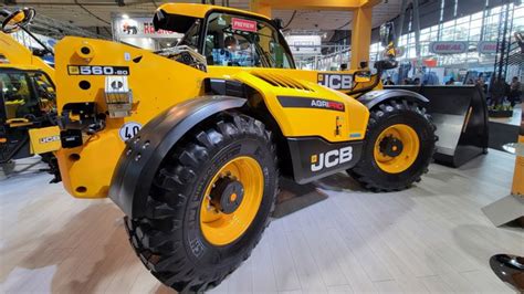 Agritechnica 2023 jusquà 173 ch sur le télescopique JCB 560 80 Agri Pro