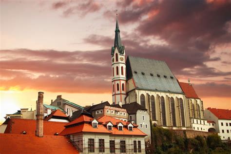 Cesky Krumlov First Discovery Walk And Reading Walking Tour