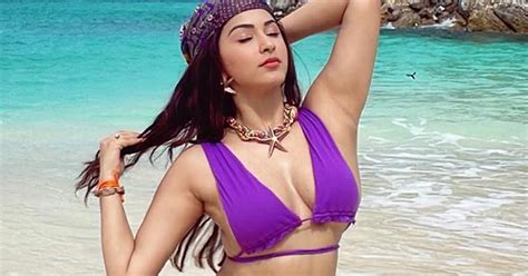 10 Hot Sexy Ritu Maheshwari Bikini Pics