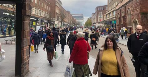 Exeter City Centre Rammed With Christmas Shoppers Causing Long Queues