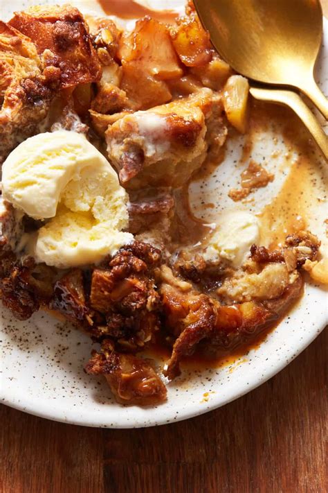 Caramel Apple Pie Bread Pudding Recipe The Cookie Rookie