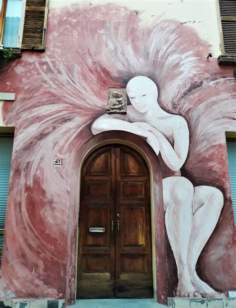 Visitare Dozza Cosa Vedere Nel Borgo Dei Murales Souvenir Di Viaggio