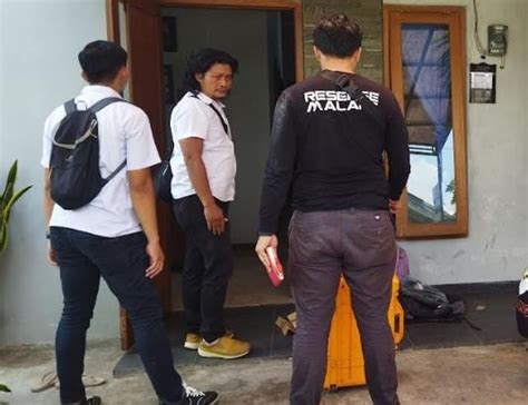 Heboh Gegara Jeratan Pinjol Guru SD Sekeluarga Tewas Bunuh Diri Di Malang