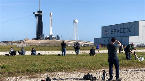 Spacex Aborts Falcon 9 Launch From Kennedy Space Center At Last Second