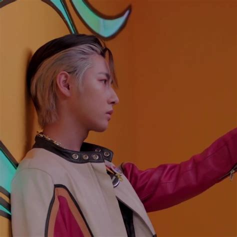 Renjun Nct Dream Lq Icon Hot Sauce Mv Behind