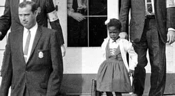 Há exatos 60 anos a jovem Ruby Bridges enfrentava uma multidão racista