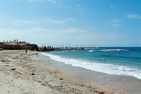 Caesarea Herod S Promontory Palace Tb Bibleplaces