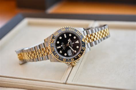 Hands On The Rolex GMT Master II Steel Yellow Gold 126713GRNR