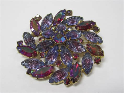 Vintage Rhinestone Jewelry - Brooch Siam AB