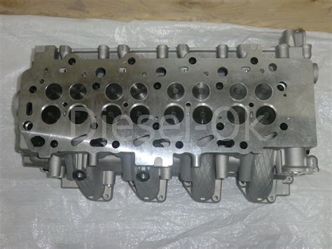 Головка блока ГБЦ в сборе 4D56 CRDI 1005B452 для Mitsubishi L200