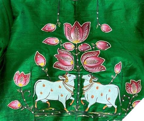 Pin By Geethanjali On Blouse Designs Fabric Painting On Clothes