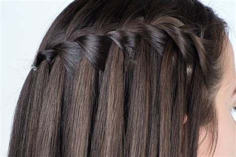 Trenza De Cascada Falsa Paso A Paso En Fácil Video Tutorial Nueva Mujer