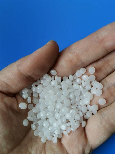 Plastic Raw Materials Virgin Fj00952 HDPE Granules P6006 High Density