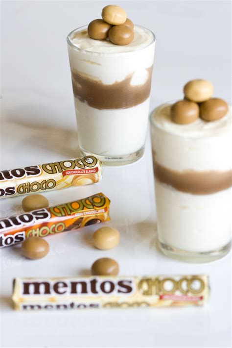 Vasitos De Mousse De Queso Y Ganache De Caramelos Mentos Choco