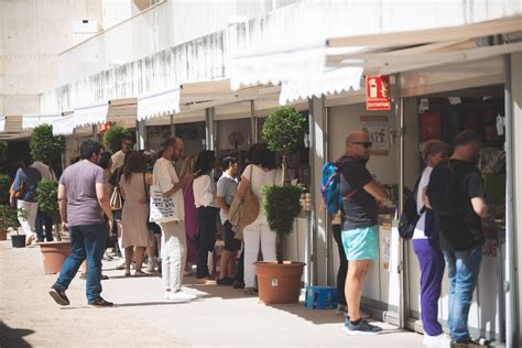 La Xliii Feria Del Libro De M Rida Arranca Con Seis Firmas Y