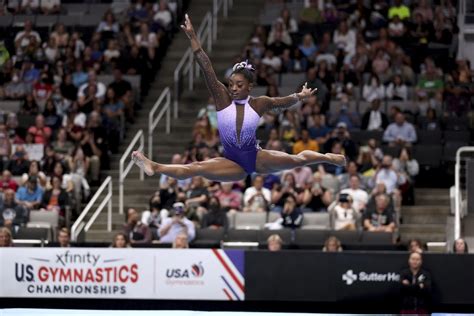 Simone Biles Wows On Vault Surges At The Us Championships