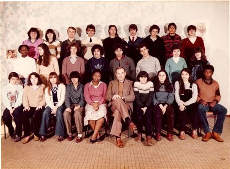 Photo De Classe Terminale D5 De 1980 Lycée Henri Wallon Copains Davant