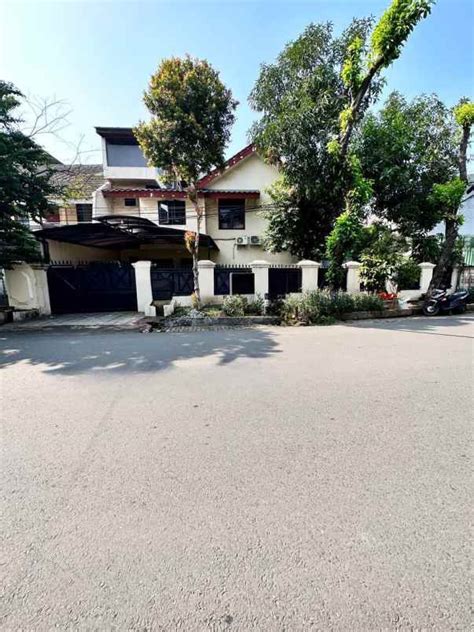 Rumah Hook Lt Bebas Banjir Di Pondok Kopi Jakarta Timur