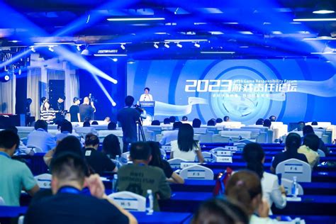 人民网《2022 2023游戏企业社会责任报告》：贪玩游戏在社会责任方面表现突出中华网