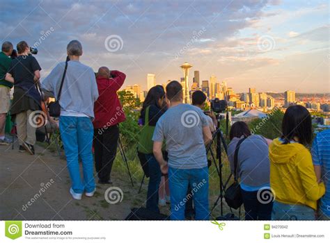 针西雅图地平线空间 图库摄影片 图片 包括有 布哈拉 日落 摄影师 晚上 街市 地平线 华盛顿 94270042