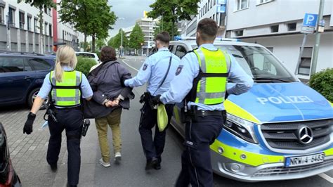 Essen Messerstecherei In Der Stadt Mann Wird Schwer Verletzt