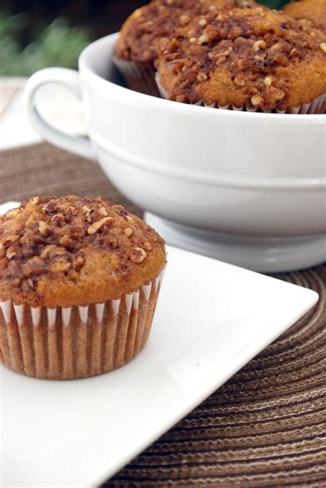 Pumpkin Spice Muffins With Pecan Streusel Topping Quick Easy Recipes