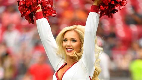 Cheerleader Of The Week Andrea