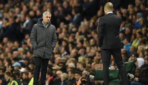 Aksi Mourinho Dan Guardiola Di Derby Manchester Foto