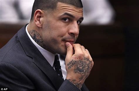 Aaron Hernandez In Court For Pretrial Hearing Daily Mail Online