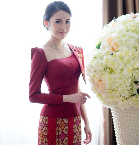 Vừa giàu vừa xinh vừa giỏi Đây chính là hot girl số 1 của Lào và cô ấy là người gốc Việt