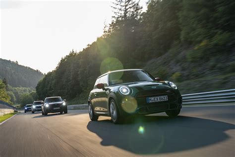 MINI Plays Spot The Differences With 2021 JCW Countryman Facelift ...