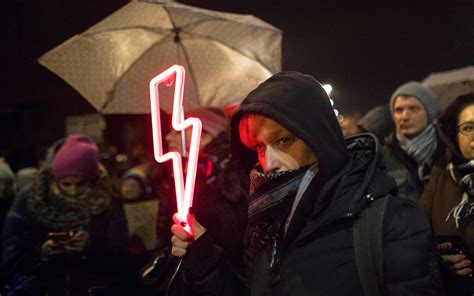 Nie Mog A Zrobi Aborcji W Polskim Szpitalu Trybuna Polska Naruszy A