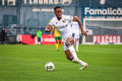 Boletim clínico FC Famalicão x GD Estoril Praia FC Famalicão