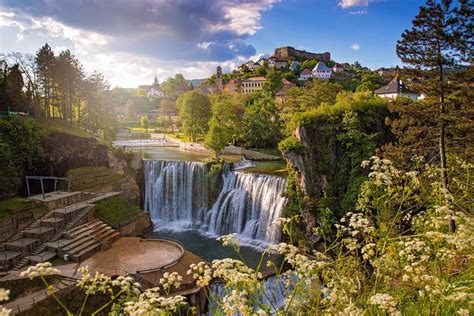 LET BE YOUR GUIDE FOR TRAVEL IN BOSNIA AND HERZEGOVINA Jajce Pliva