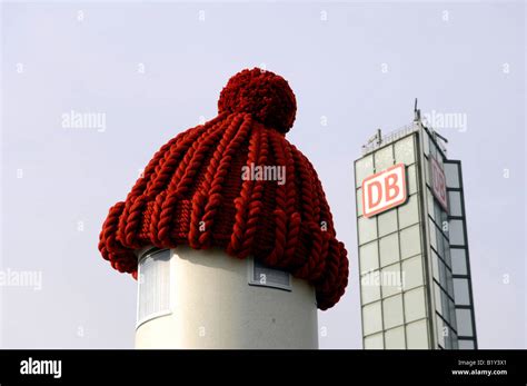 hauptbahnhof berlin main railway station train building architecture ...