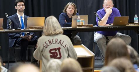 Shenandoah County School Board Votes To Restore Confederate Names To 2