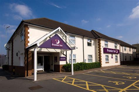 Premier Inn London Twickenham Stadium Hotel - Hotels in Twickenham TW2 ...