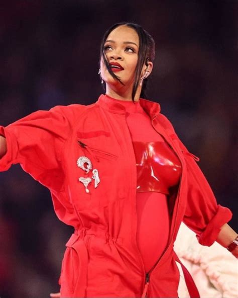 Rihannas Halbzeit Performance Beim Super Bowl Wurde Zur Gr Ten Sensation