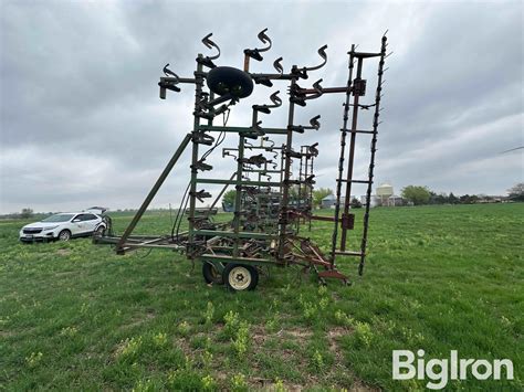 John Deere 1000 Field Cultivator Bigiron Auctions