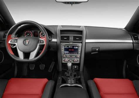 Pontiac G8 GXP Interior