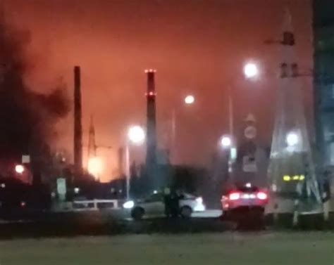 Атака беспилотников на рязанский НПЗ 26 января: после удара начался ...